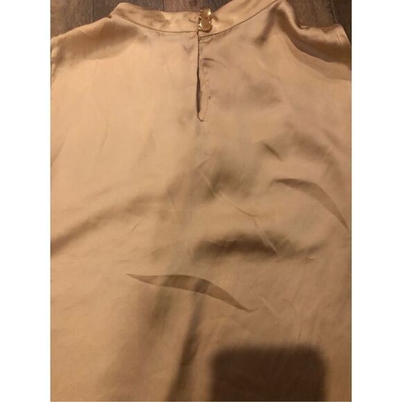 Elementz gold sateen high collar sleeveless blouse size M - Picture 12 of 12
